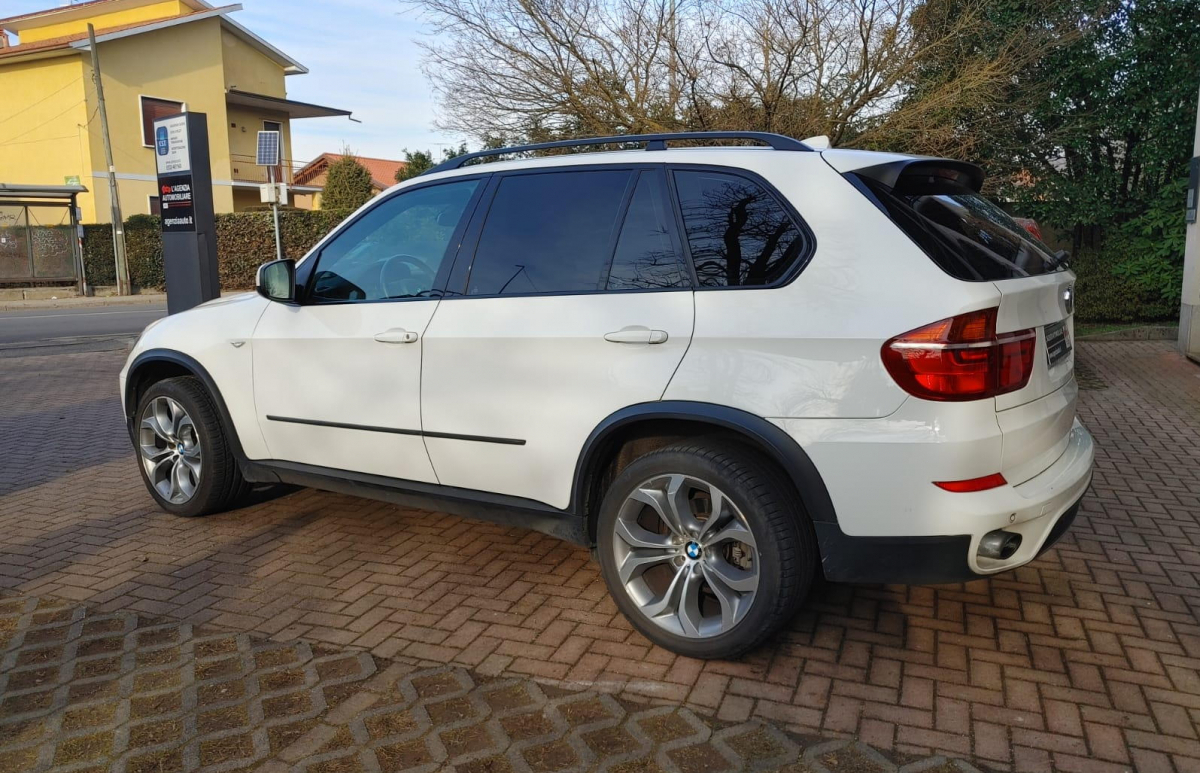 Bmw X5 — 3